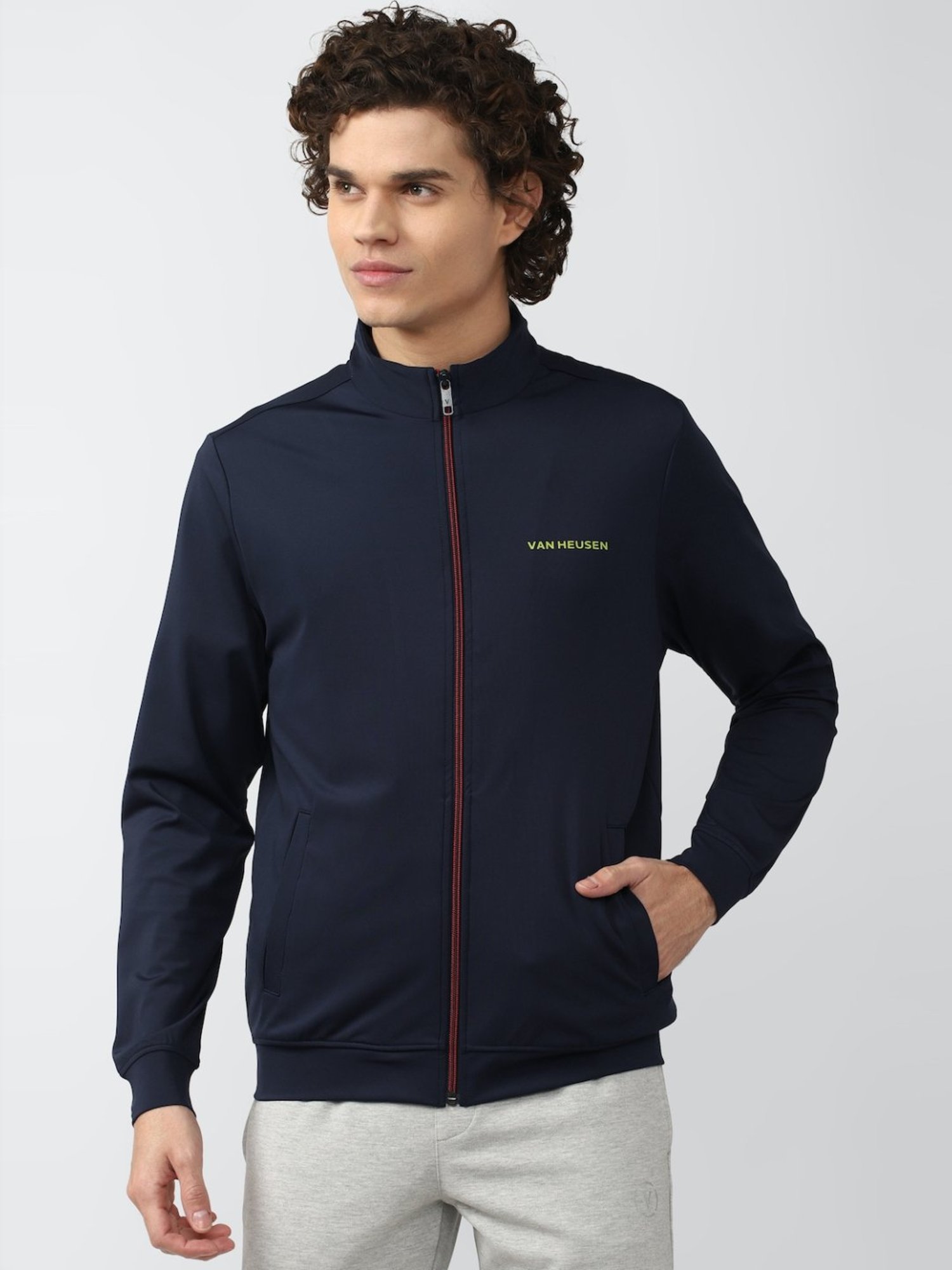 Van hotsell heusen windbreaker