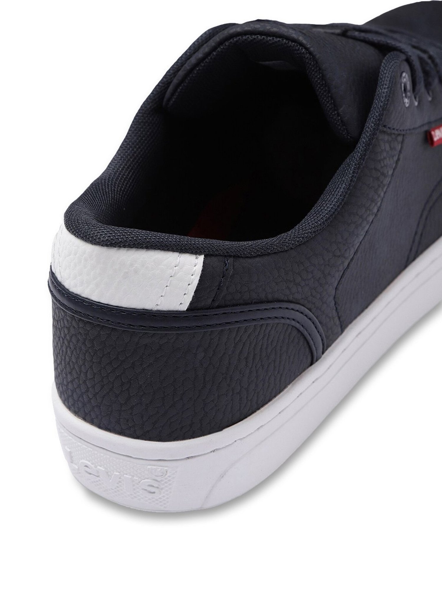 Levi's® Men's Courtright Sneakers - Black | Levi's® AT
