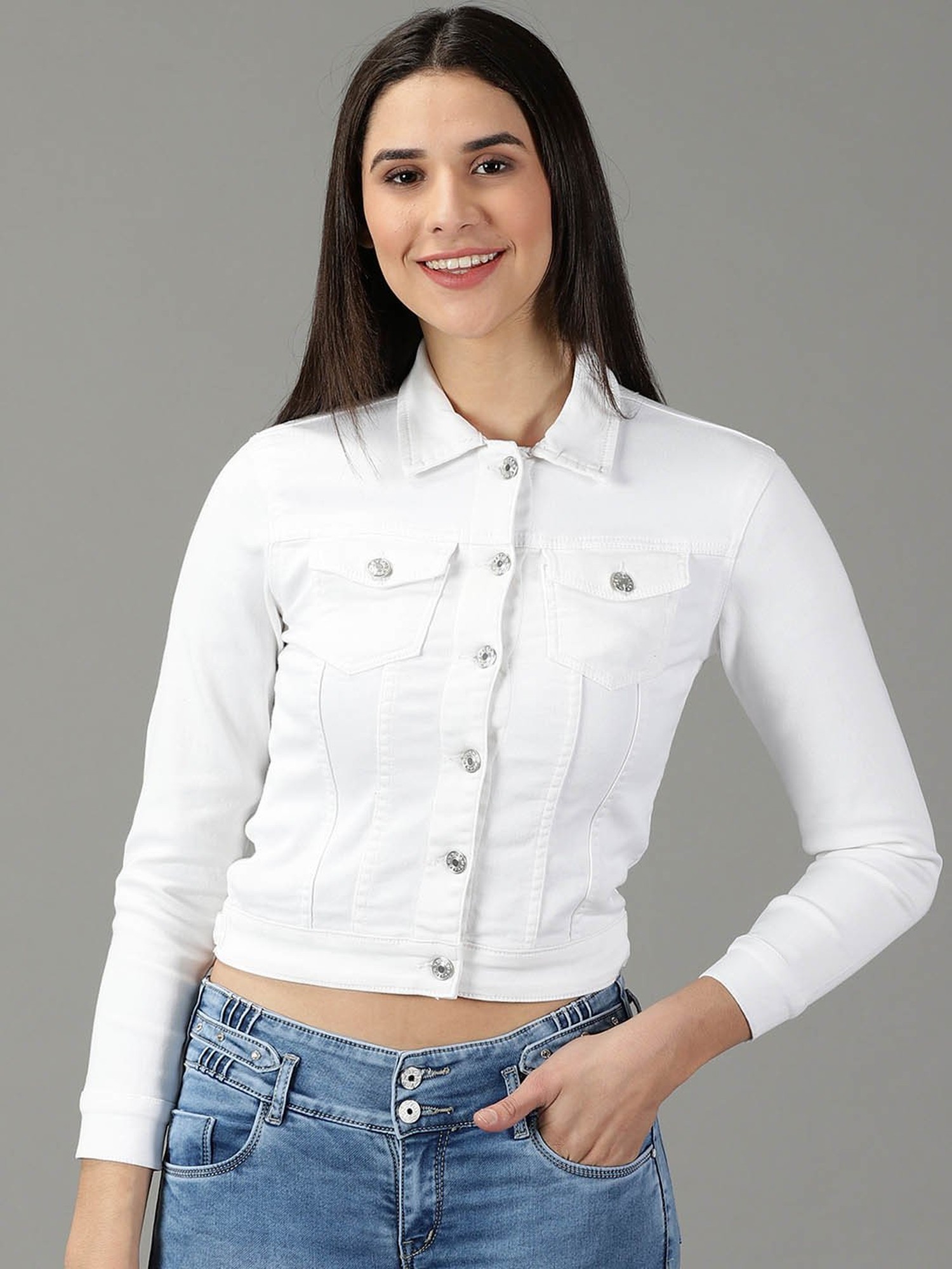 10 Best Ways to Wear White Denim Jacket for Women - FMag.com