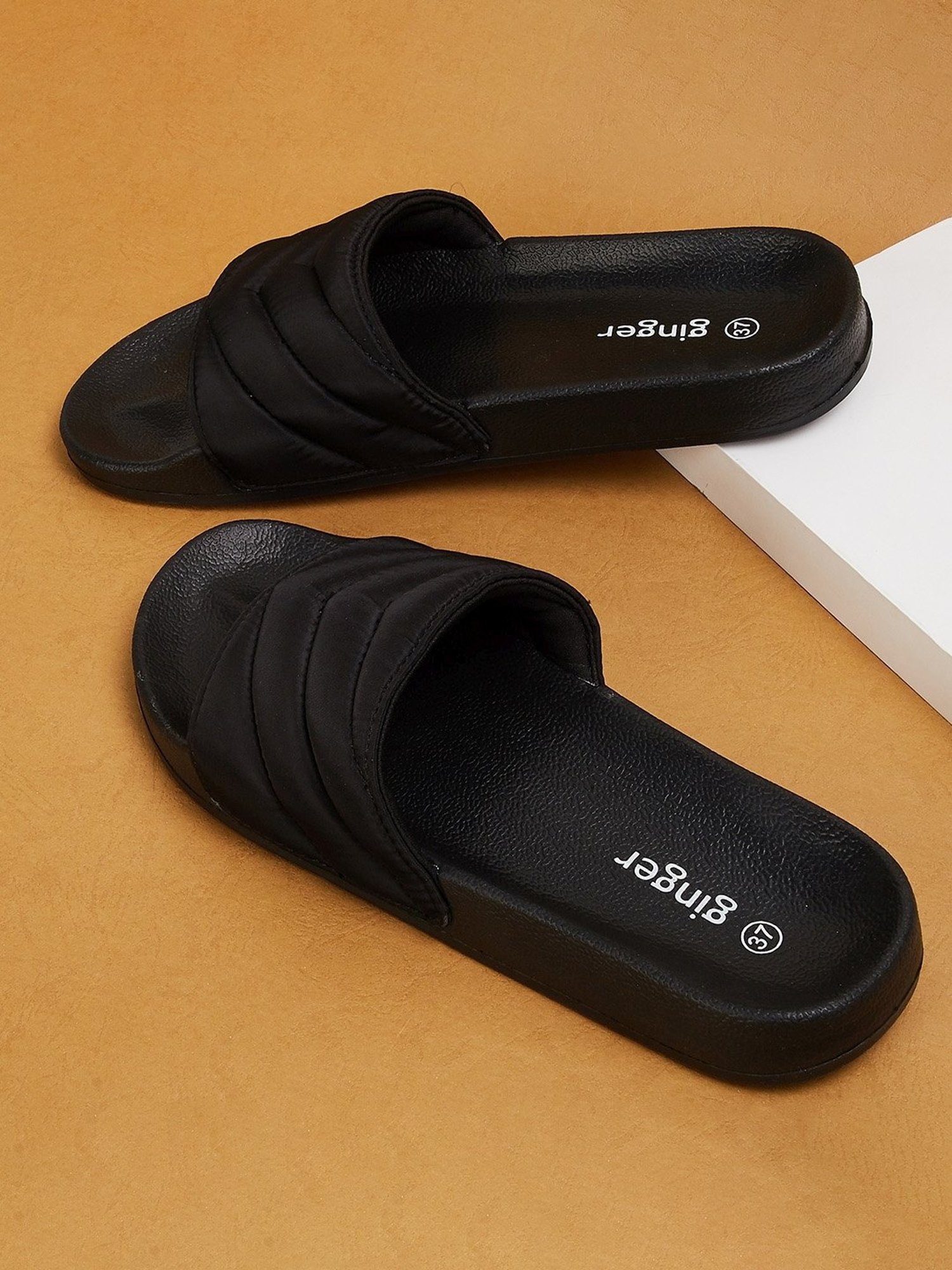 Black outlet slides women