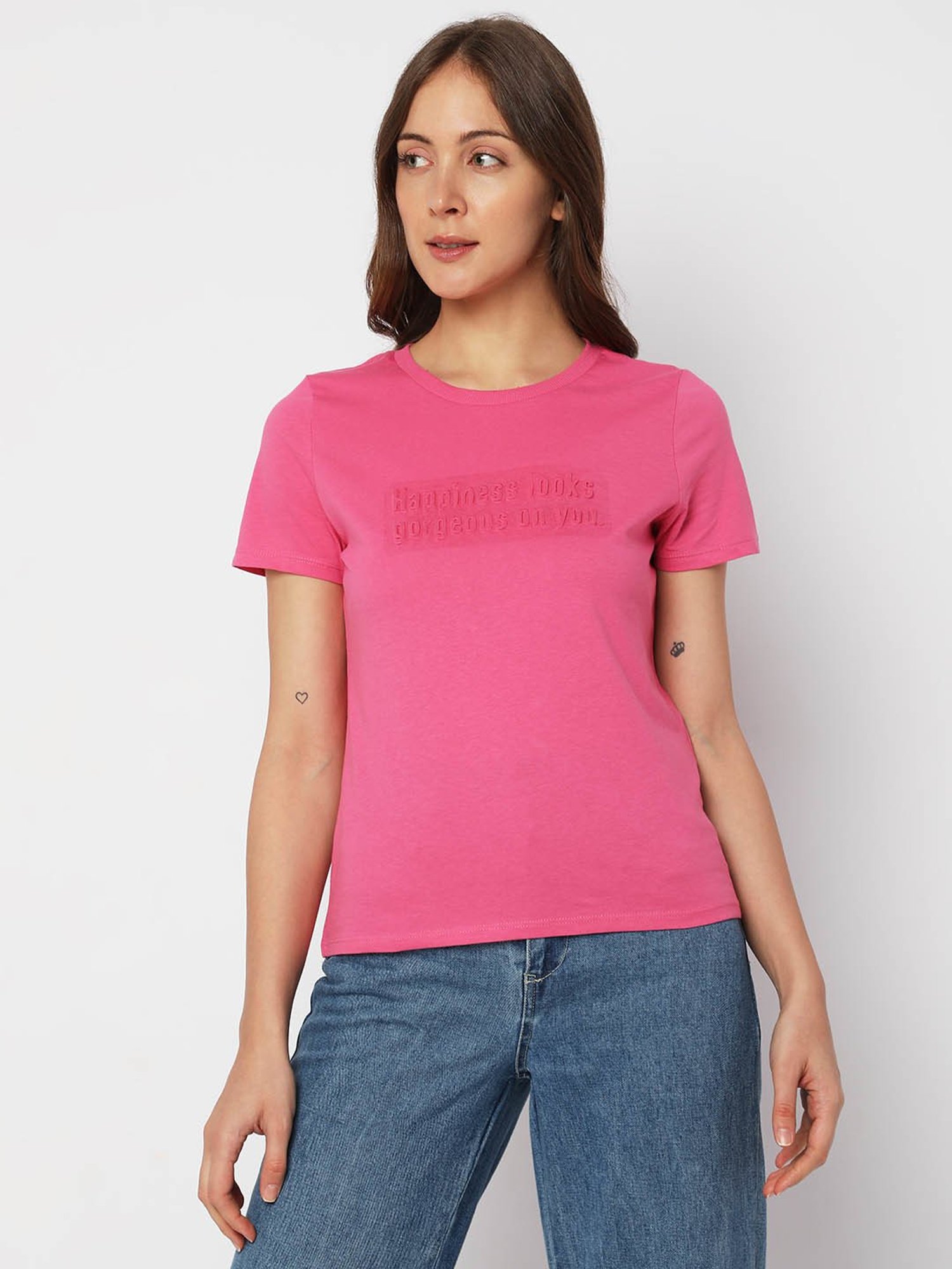 Vero Moda t-shirt in bright pink