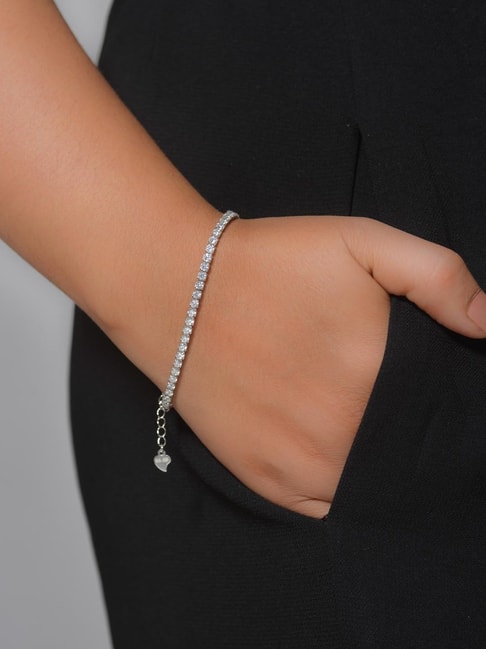 Buy quality Unique silver chain pattern bracelet in Pune