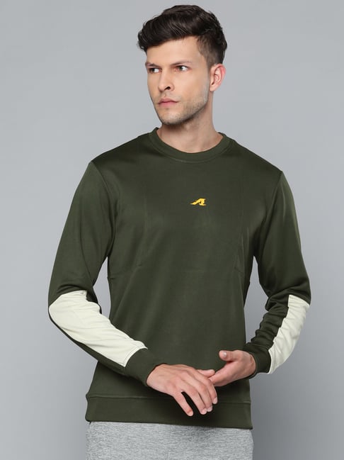 Buy Levi's Green Cotton Regular Fit Printed Sweatshirt for Mens Online @  Tata CLiQ