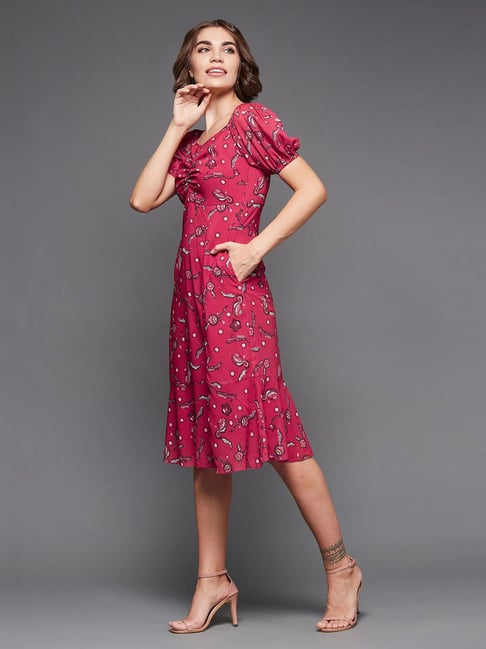 Miss Chase Pink Floral Print Midi Dress Price in India