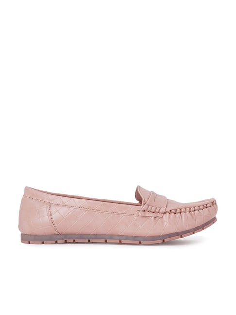 Scentra Women's Pink Casual Loafers