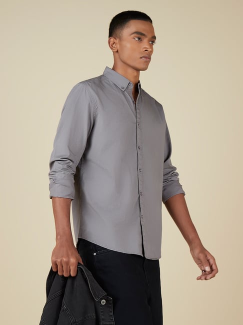 Nuon by Westside Dark Grey Slim-Fit Shirt