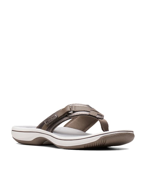 Clarks 2025 pewter sandals