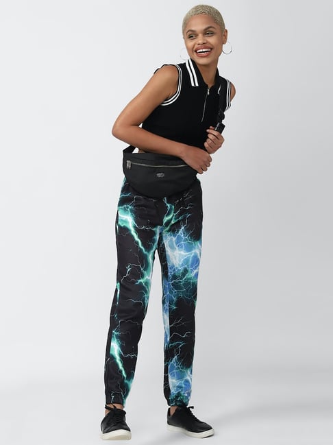 Buy Forever 21 Black Printed Mid Rise Joggers for Women's Online