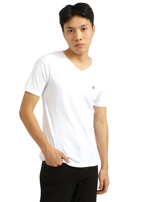 United Colors of Benetton White Regular Fit V Neck T-Shirt