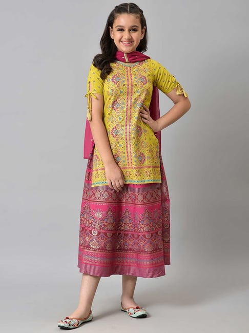 Aurelia Kids Yellow & Pink Floral Print Kurta, Skirt with Dupatta-picture-16