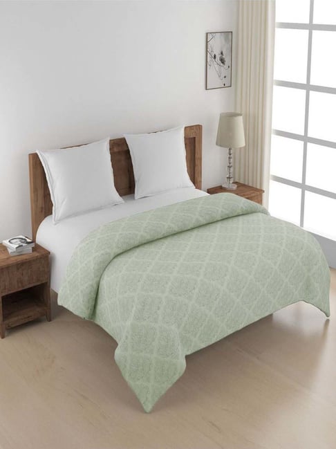 Swayam Zinnia White & Green Cotton 240 TC Double AC Comforter