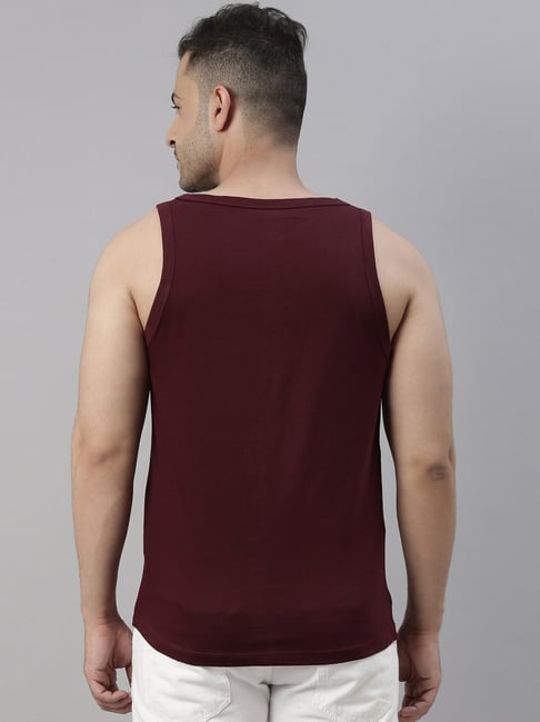 Why Sleeveless T-Shirts Are Best For Gyms?, by Bushirt