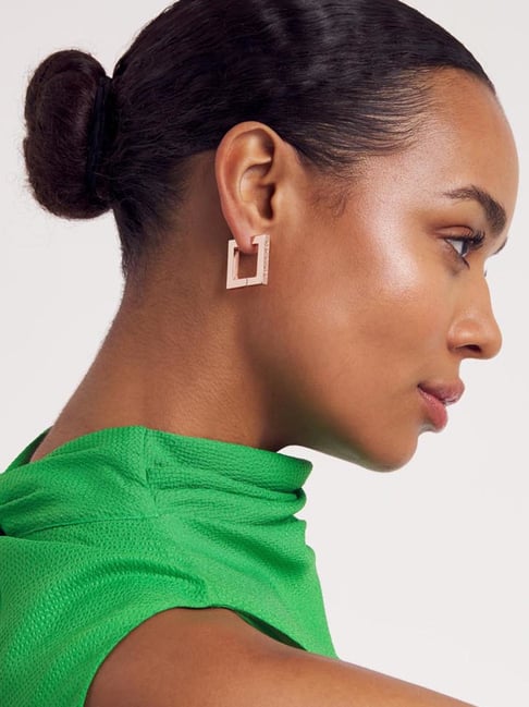 14k Gold Square Hoop Earrings 2024 | favors.com