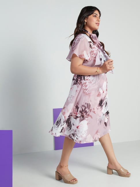 Buy Gia Curves by Westside Mauve Floral Design Dress for Online @ Tata CLiQ