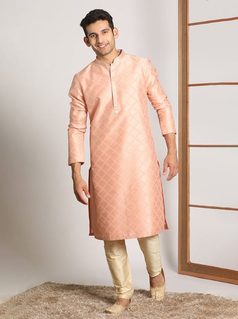 Manyavar Peach Sherwani Buy Manyavar Peach Gold Regular Fit Self