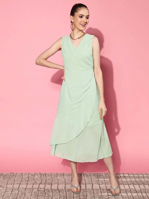 Melon by PlusS Green Self Pattern A-Line Dress Price in India