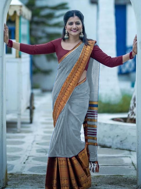 Satrani Grey Woven Saree With Unstitched Blouse Price in India