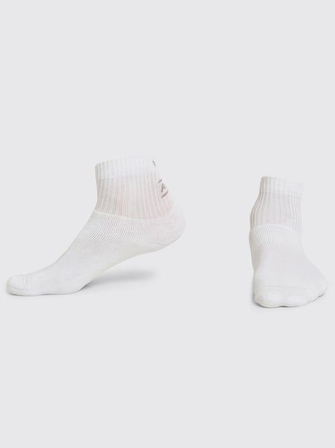Van Heusen Active Snug Fit Anti Bacterial Ankle Length Solid Socks - Pack of 3 - White
