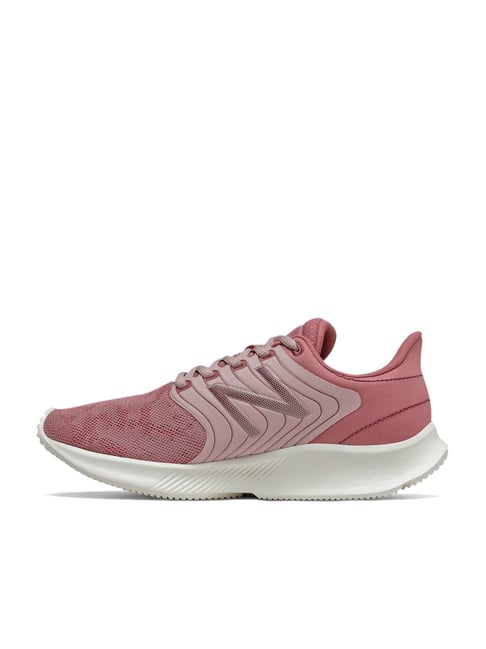 Womens new balance hot sale shoes 68