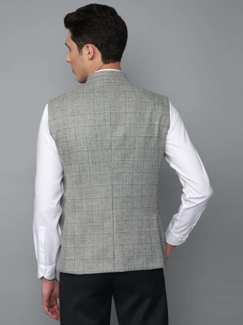 LOUIS PHILIPPE Sleeveless Self Design Men Jacket - Buy LOUIS PHILIPPE  Sleeveless Self Design Men Jacket Online at Best Prices in India |  Flipkart.com