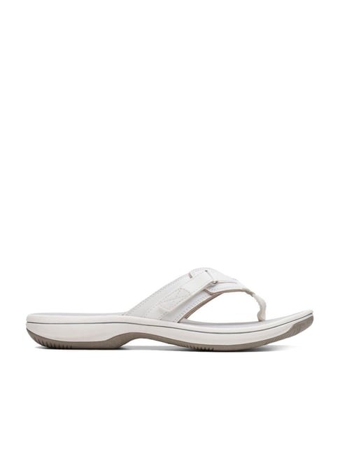 Clarks Women's Brinkley Sea White Thong Sandals