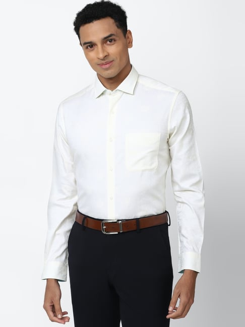 Peter England Elite Cream Cotton Regular Fit Texture Shirt