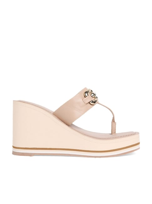 Elle Ivory Brie platform t strap wedge sandals size 9 - $23 - From Julie