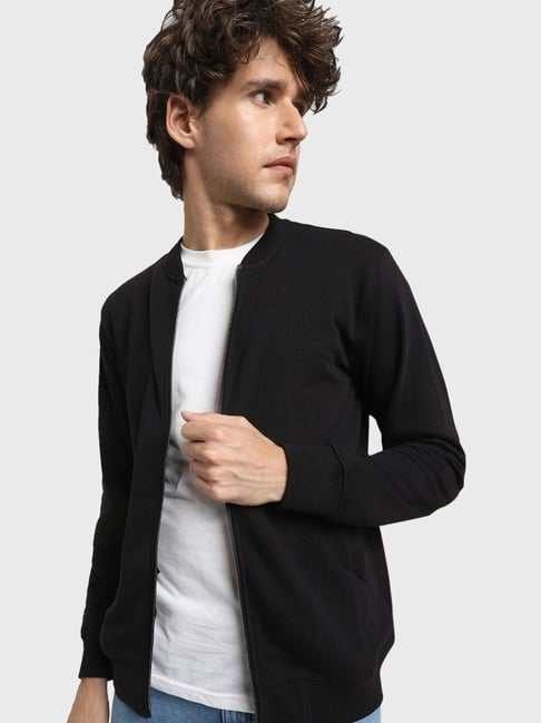 Buy Bewakoof Jet Black Regular Fit Mandarin Collar Printed Sweatshirt for  Men's Online @ Tata CLiQ