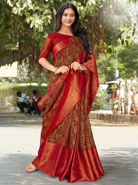 Saree Mall Green & Red Cotton Printed Saree With Unstitched Blouse Price in India