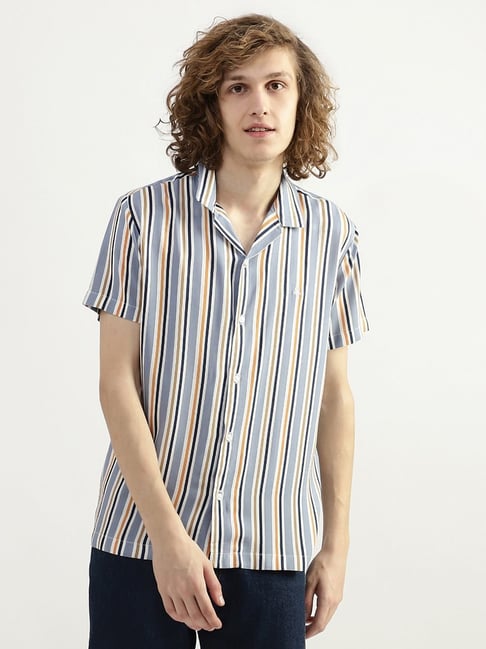 United Colors of Benetton Blue Regular Fit Striped Shirt