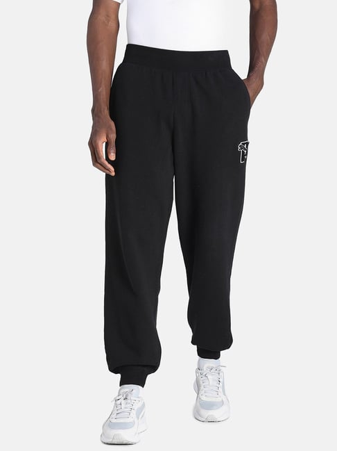 Nike store international joggers