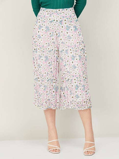Shop Womens New Look Printed Trousers up to 75 Off  DealDoodle