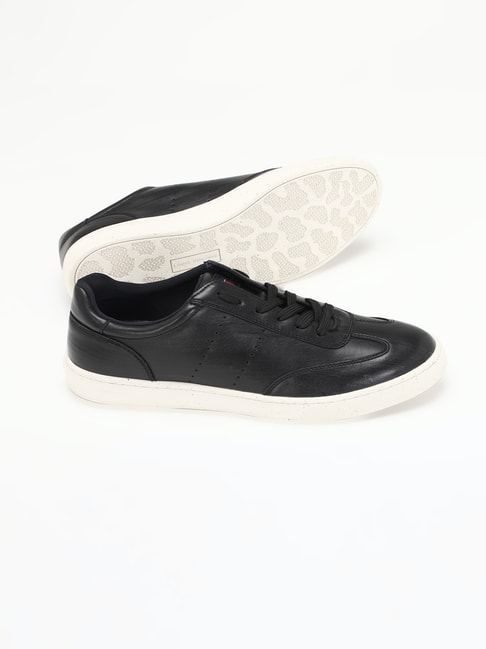 Buy Men White Lace Up Shoes Online - 440707 | Louis Philippe