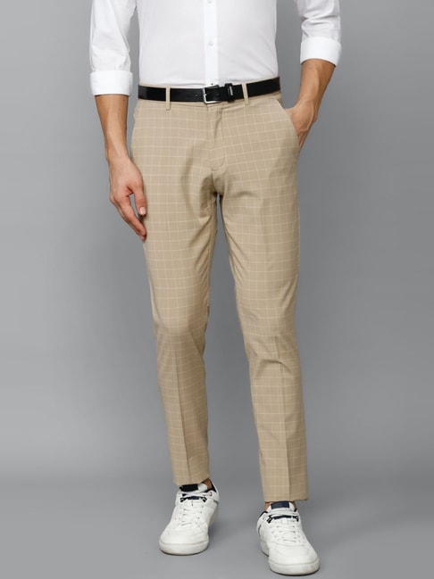 Haggar Regular Fit Solid Beige Khaki Chinos Flat Front Washable Cotton Pants  | The Suit Depot