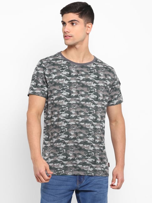 Camouflage T Shirts  Buy Camouflage Tops & Lightweight Camo