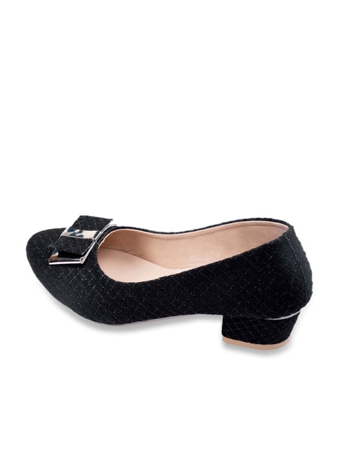 Kids cheap black pumps