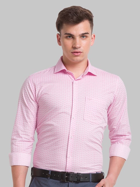 Park Avenue Pink Cotton Slim Fit Printed Shirt