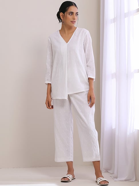 Buy Okhai Reticent White Cotton Chikankari Top For Women Online – Okhaistore