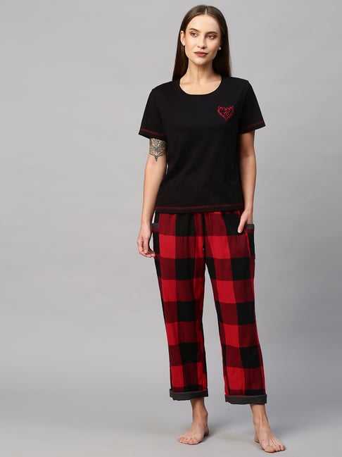 Chemistry Black & Red T-Shirt With Pyjamas