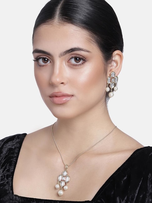 Mospet Pearl Necklace Set With Earrings