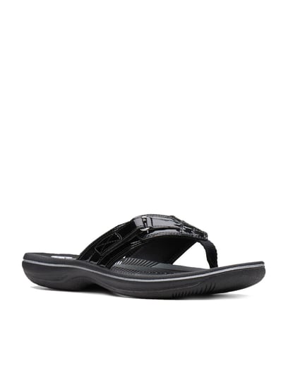 Buy Clarks Women s Brinkley Sea Black Thong Sandals for Women at