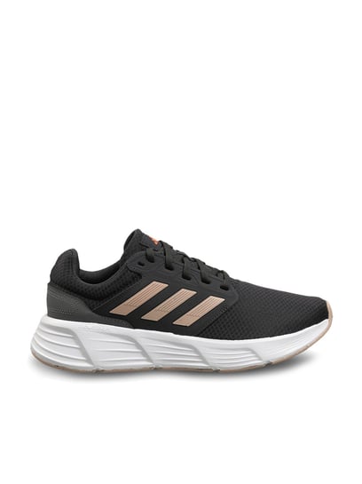 Does adidas make shop slip resistant shoes