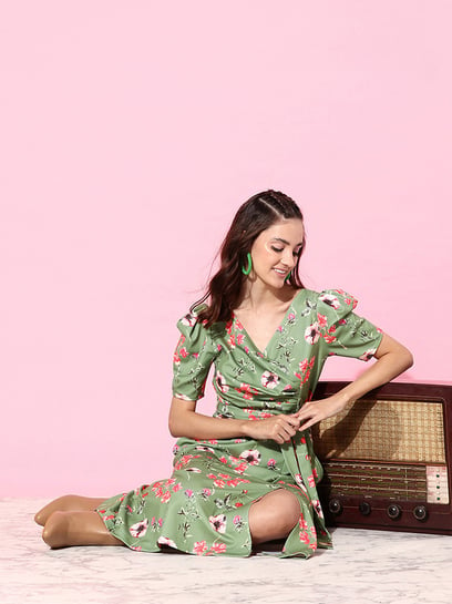 Maxi Wrap Dress - Light beige/floral - Ladies | H&M US