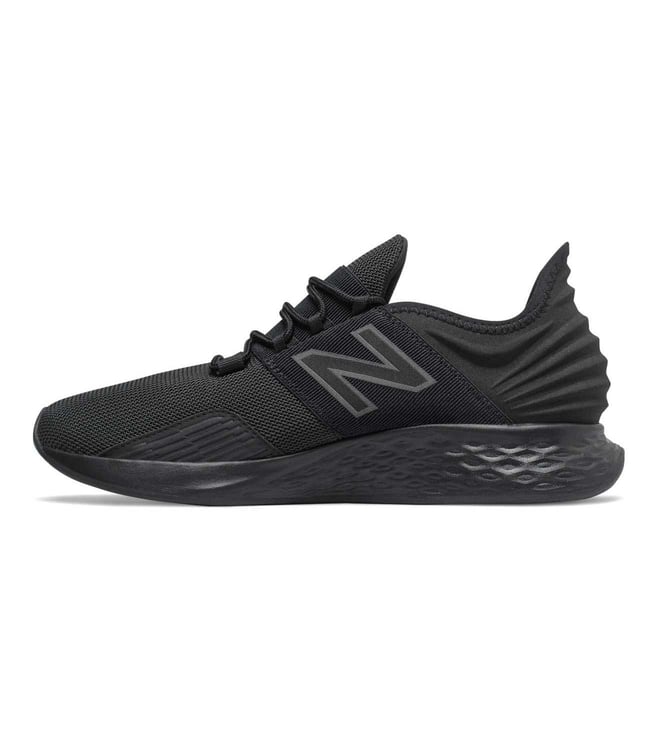 Buy New Balance ROAV Magnet Running Shoes Online @ Tata CLiQ Luxury