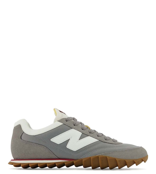 Buy New Balance 550 White Men Sneakers Online @ Tata CLiQ Luxury